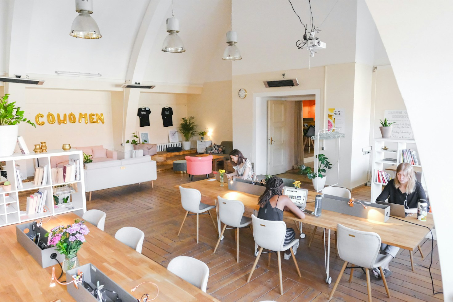 Balancing Full-Time Demands with Creative Side Ventures